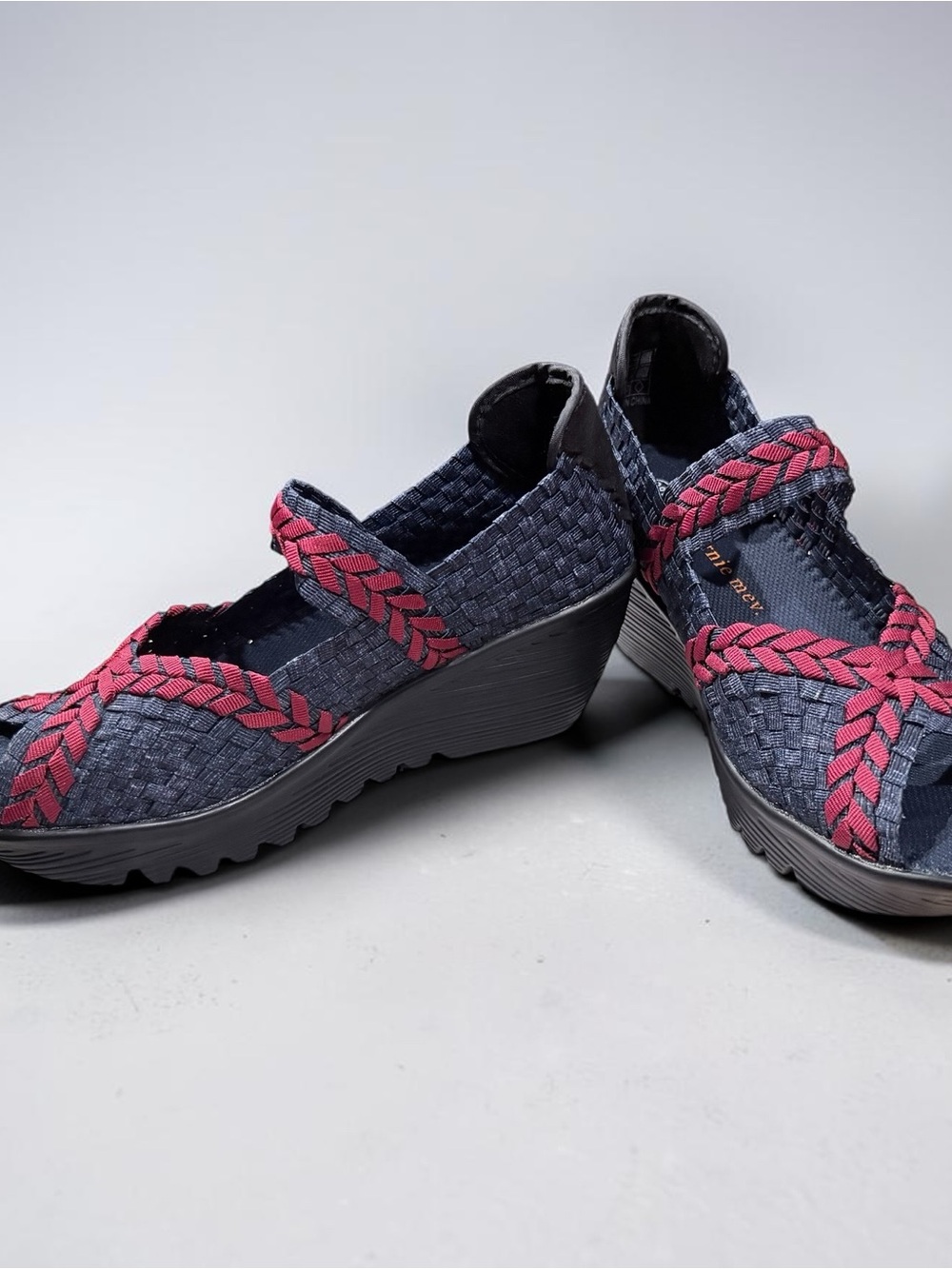 Bernie Mev Halle EU38 Woven Comfort Wedge Sandals Denim Blue Red Braided - Picture 12 of 12